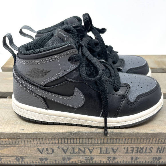 Nike Other - Air Jordan Kids Toddler 1 Retro High OG BT Shadow 2018 In Black Gray Size 8